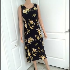 Long Floral Sleevless Dress size 10 by Cimmaron